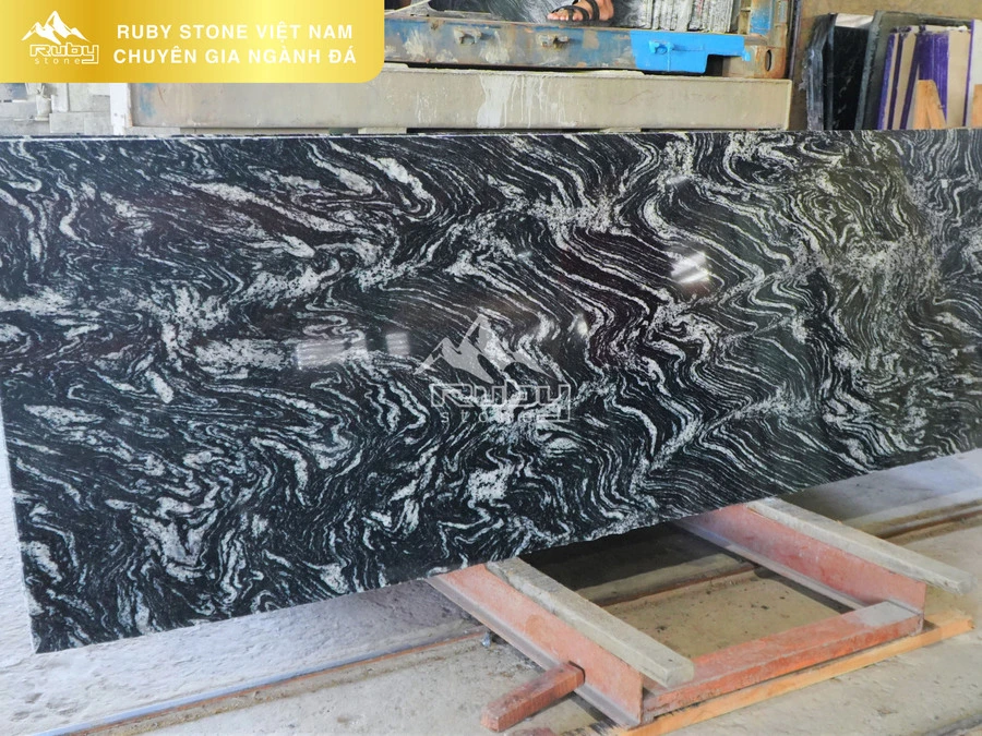 GRANITE | ĐEN RỪNG